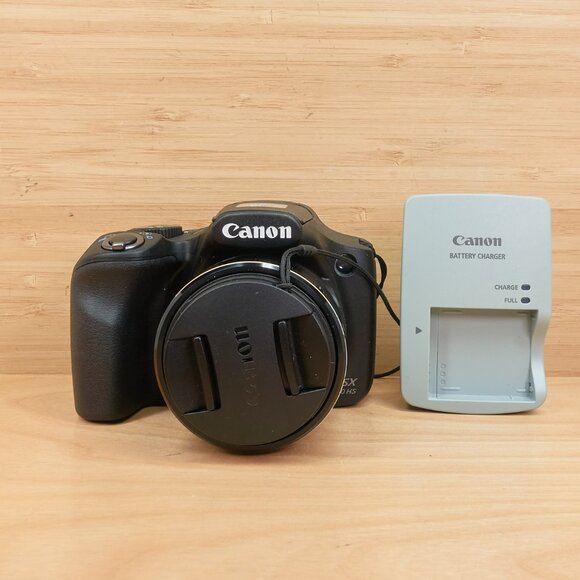 Canon SX530 HS / 16MP / 50x Zoom / Wi-Fi / Full HD Camera - Picture 2 of 7
